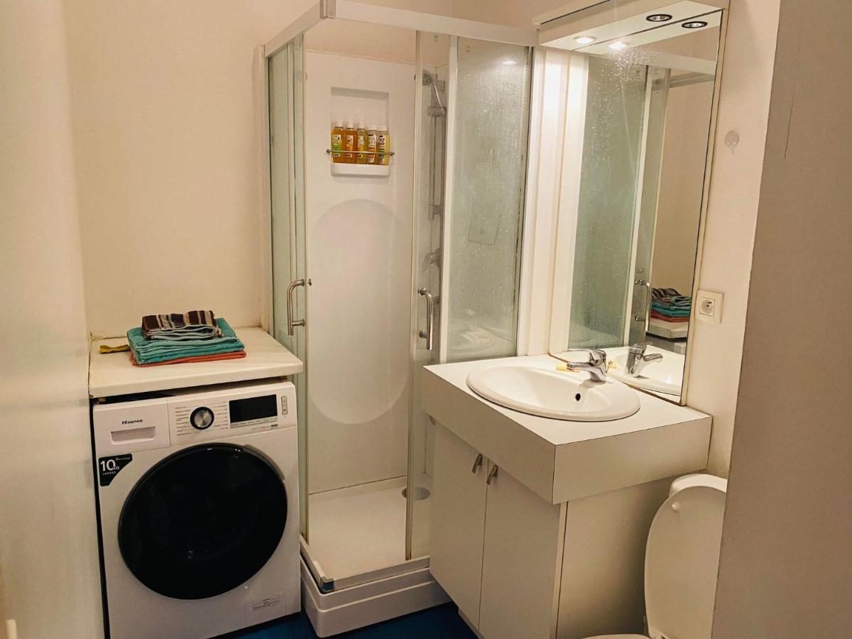 Appartement T2 Sur La Place Du Marche De Wazemmes Lille Dış mekan fotoğraf
