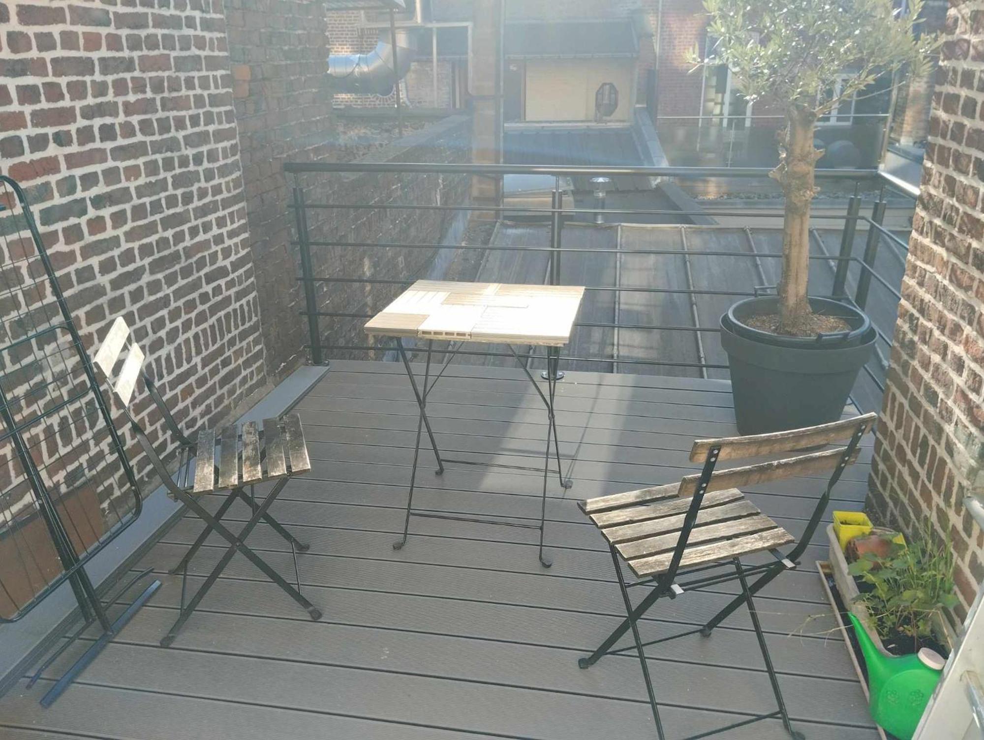 Appartement T2 Sur La Place Du Marche De Wazemmes Lille Dış mekan fotoğraf
